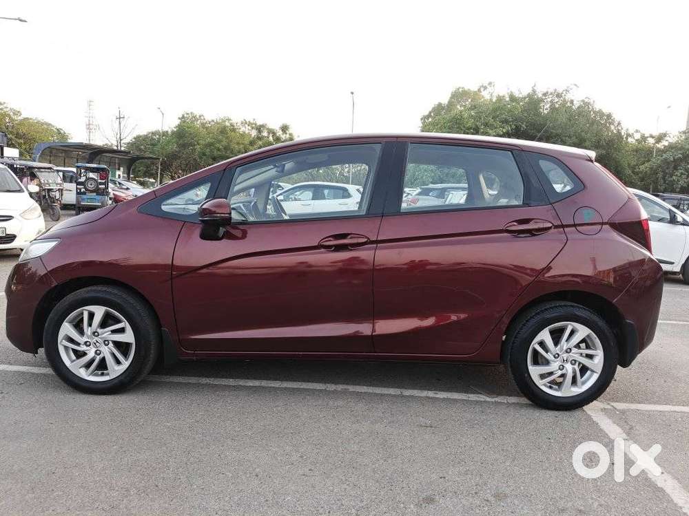 Honda Jazz V Automatic, 2015, Petrol
