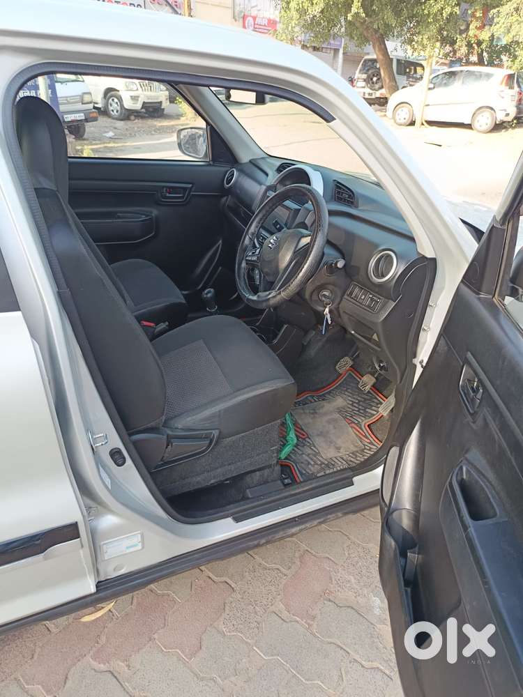 Maruti Suzuki S-presso Vxi Plus, 2023, Petrol