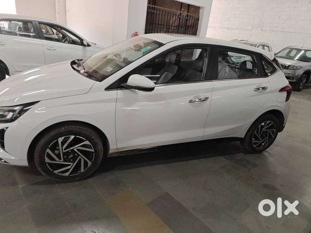 Hyundai New I20 1.2 Asta (o) Mt, 2024, Petrol