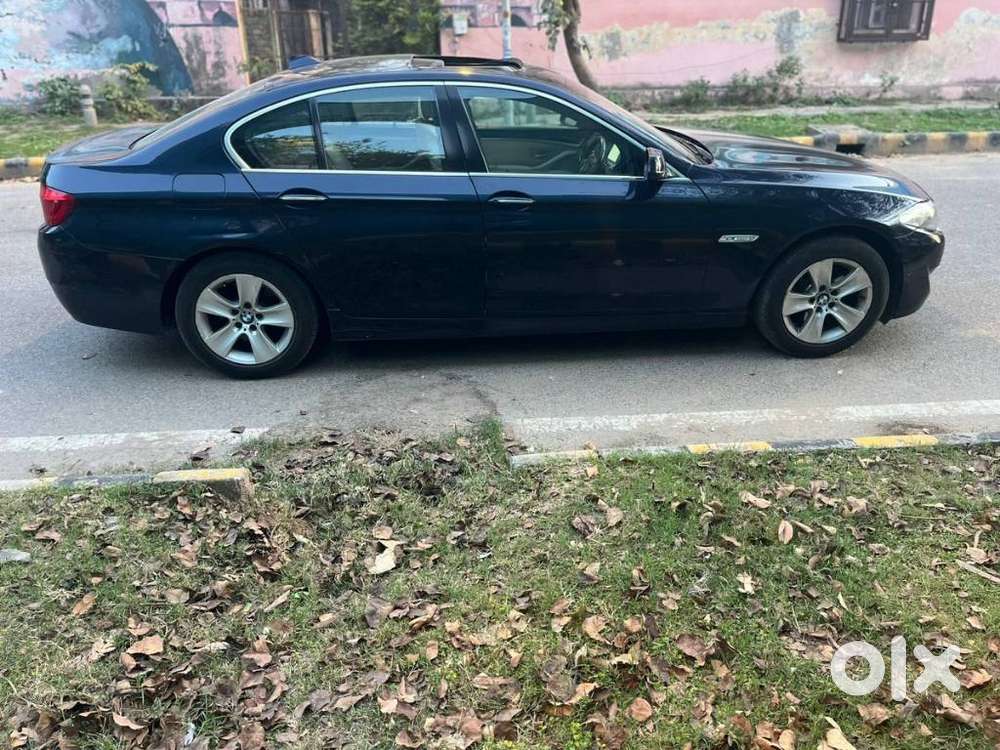 Bmw 5 Series 523i Sedan, 2011, Petrol