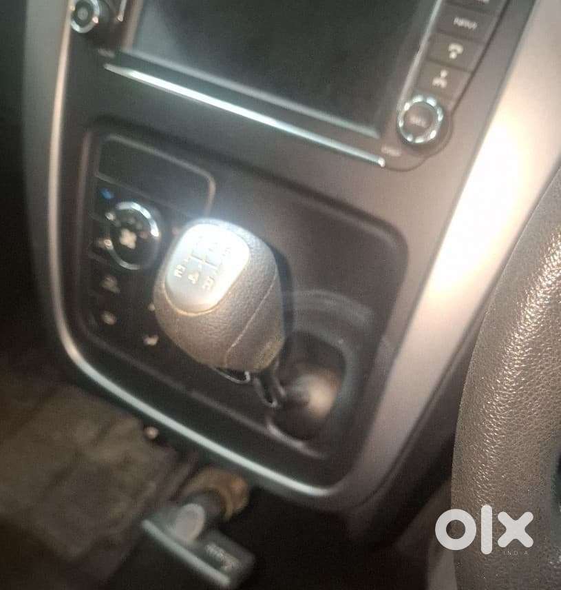 Mahindra Kuv100 Nxt 1.2 K8 Petrol 6 Str Dual Tone, 2018, Petrol