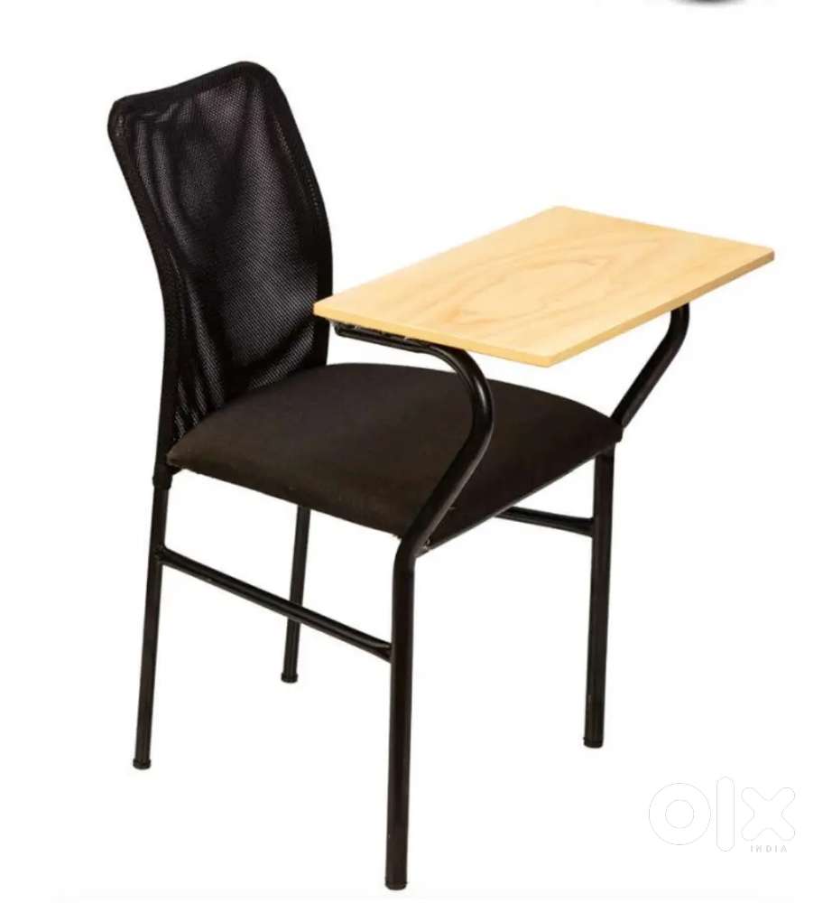 Clevers students chair