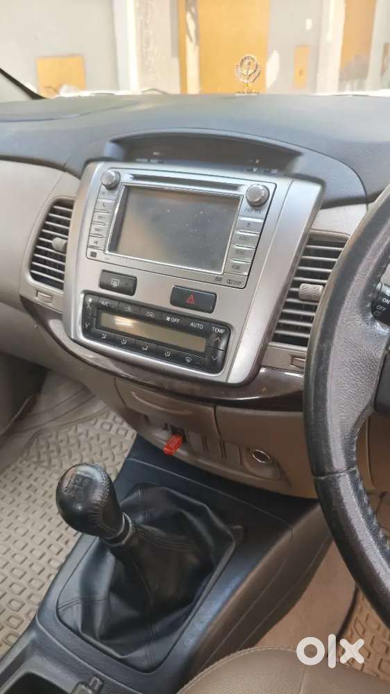 Toyota Innova Diesel (2016) Model And 85343 Kms Driven