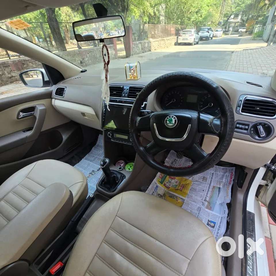 Skoda Rapid Elegance 1.6 Tdi Cr Manual, 2012, Diesel