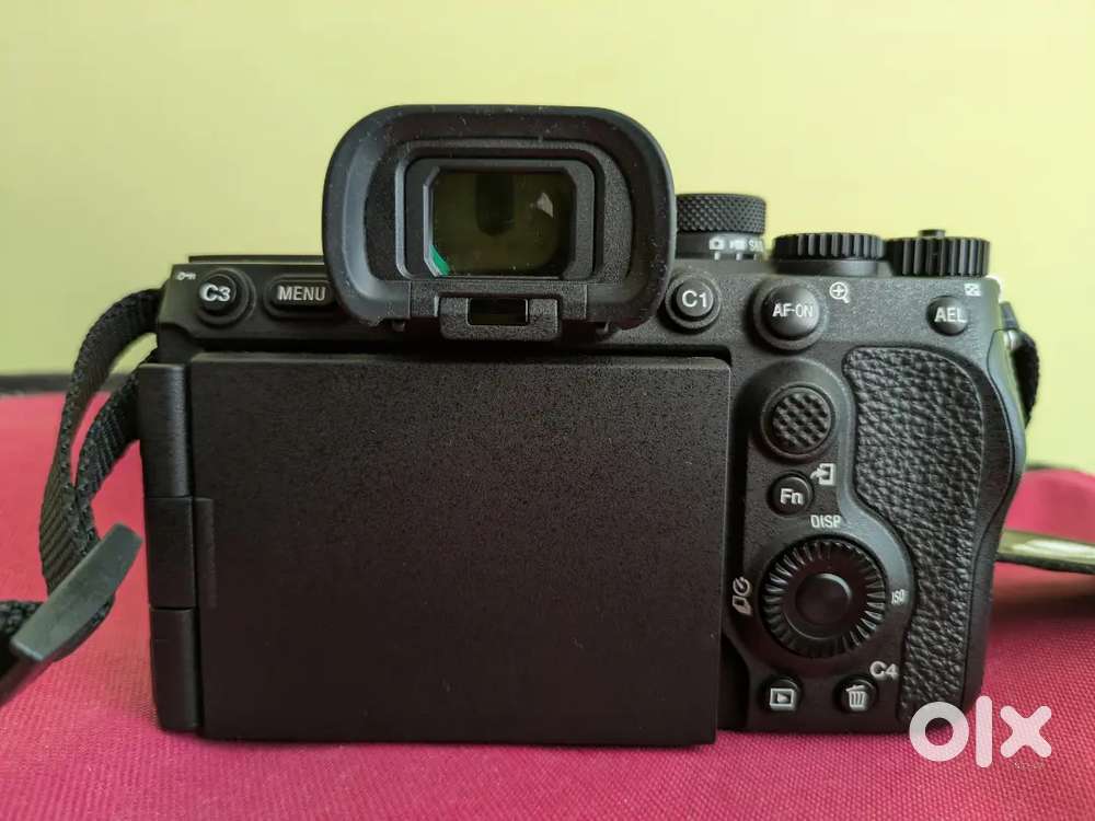 Sony A7R5 New Body