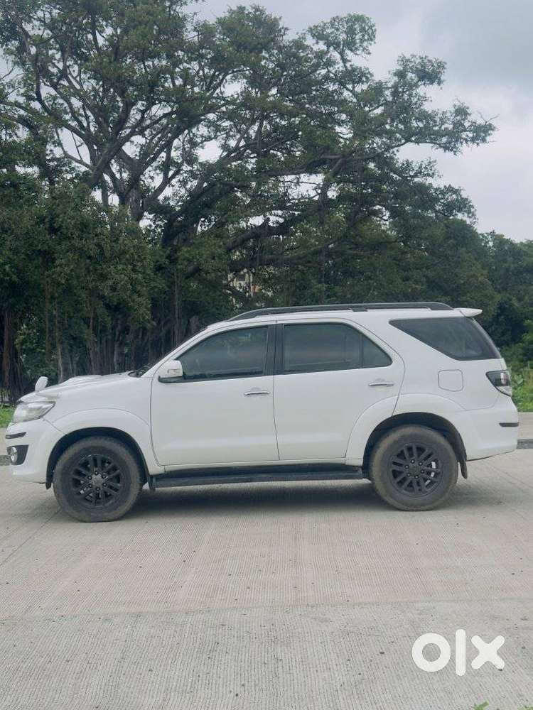 Toyota Fortuner 4x2 At, 2015, Diesel