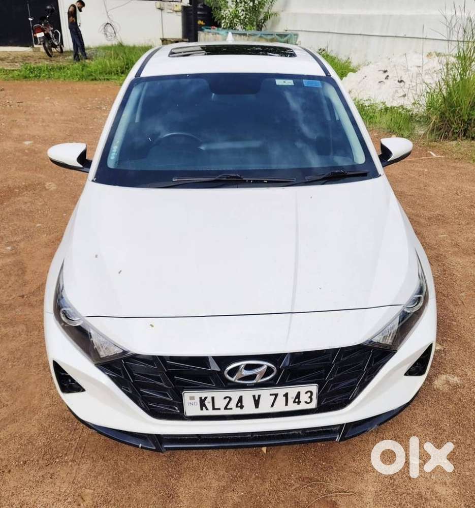 Hyundai I20 Asta 1.2 O With Sunroof, 2022, Petrol