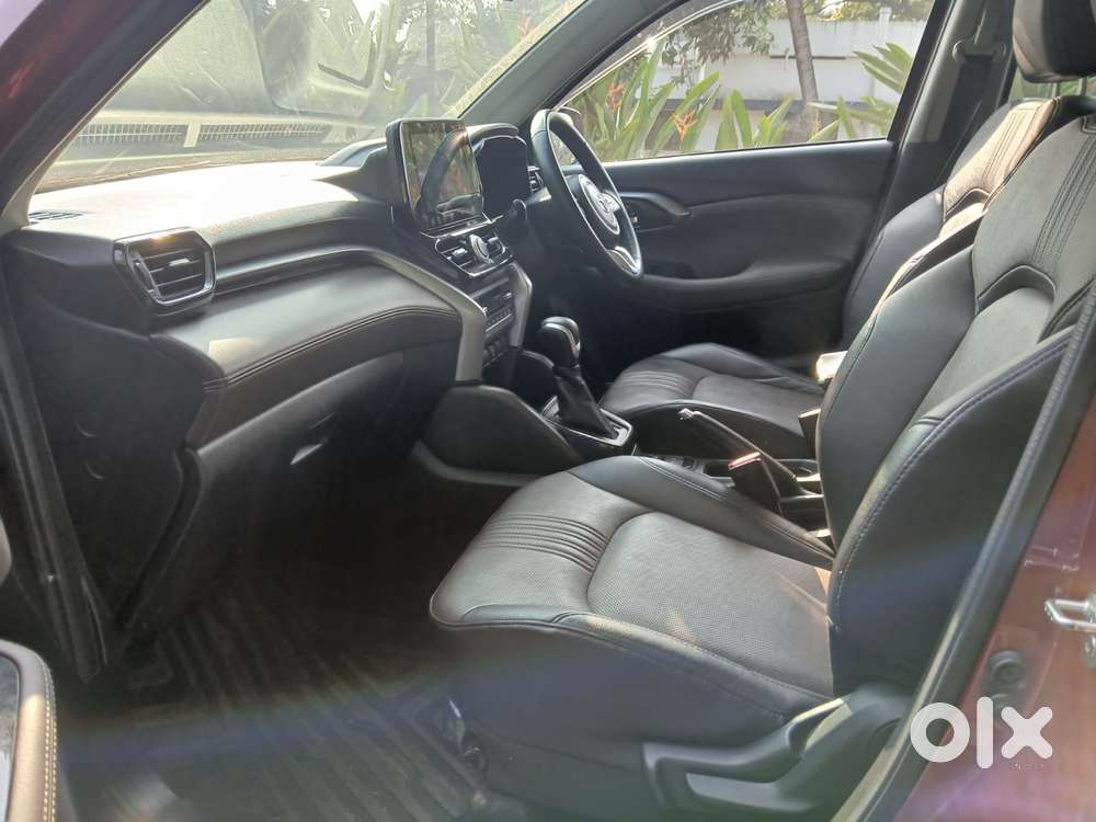 Toyota Urban Cruiser Hyryder