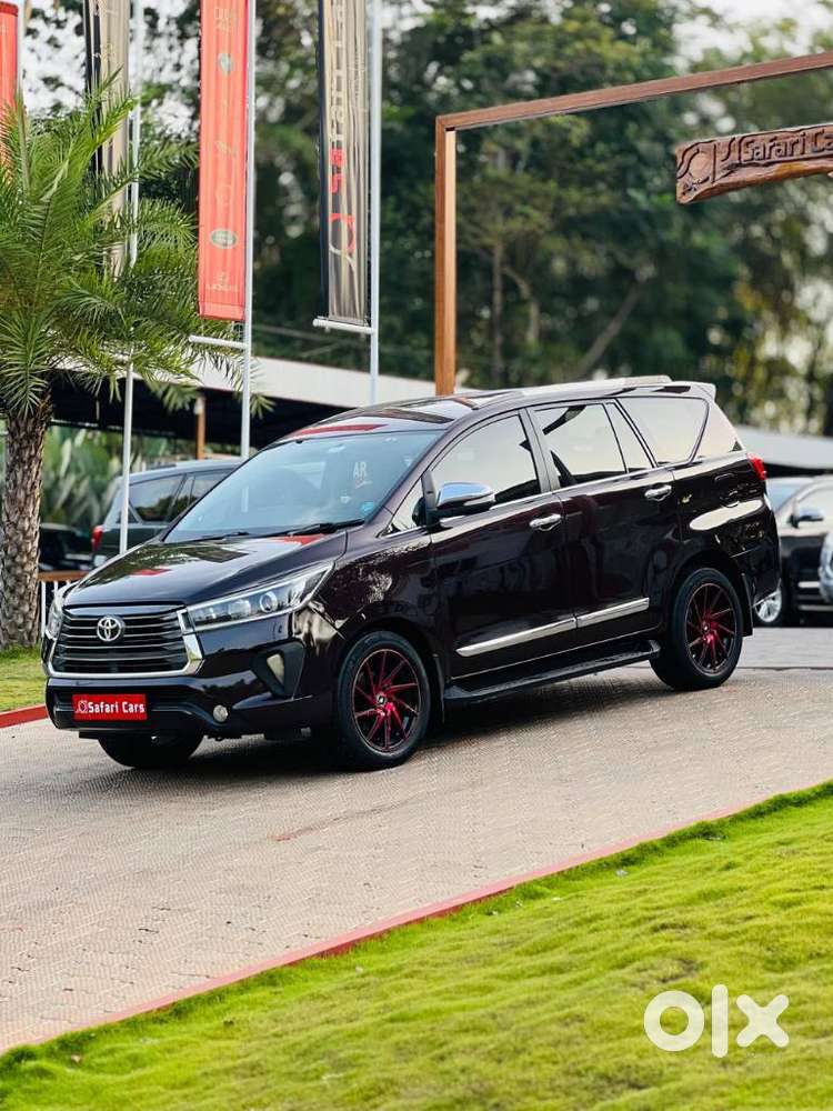 Toyota Innova Crysta 2.8 Z, 2016, Diesel