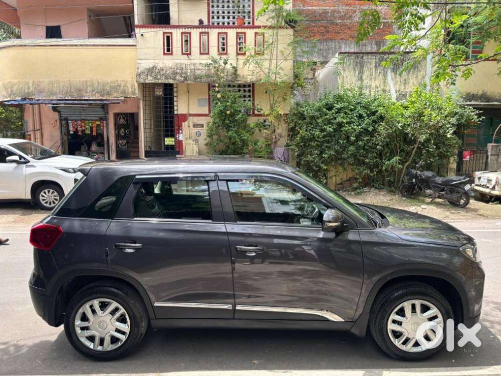 Maruti Suzuki Brezza 1.5 Lxi Smart Hybrid, 2021, Petrol