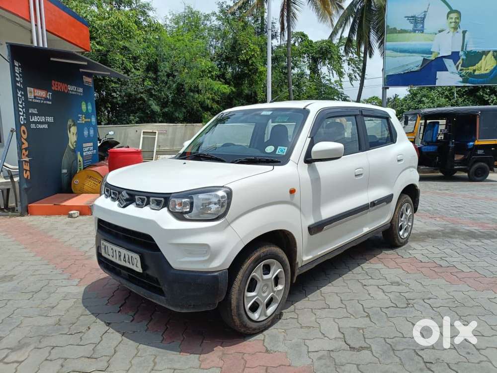 Maruti Suzuki S-presso Vxi Opt, 2022, Petrol