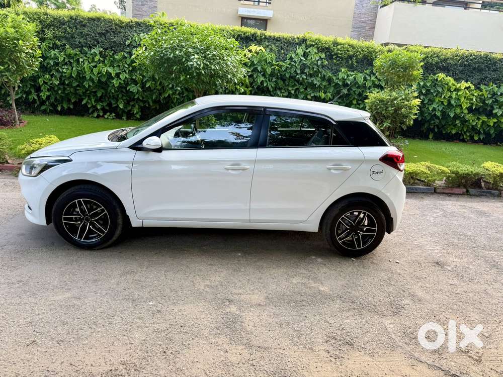 Hyundai I20 Sportz 1.2 Bs-iv, 2017, Petrol