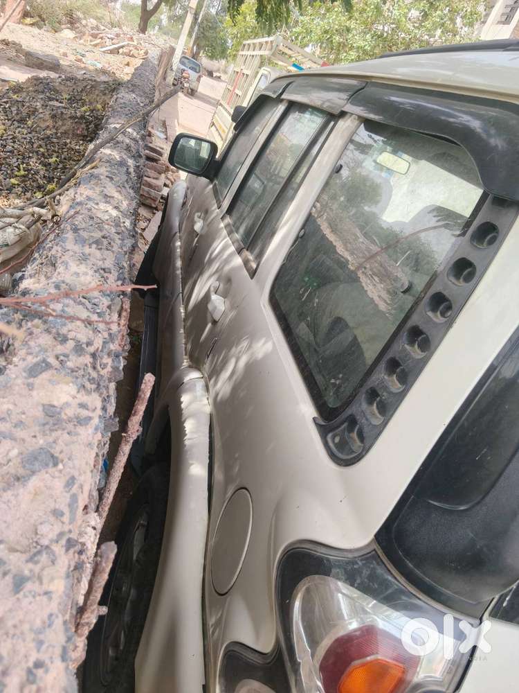 Mahindra Scorpio Vlx 2014