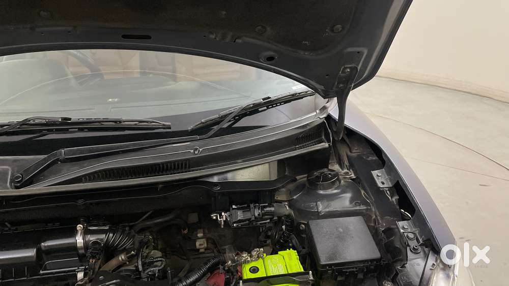 Maruti Suzuki Dzire 1.2 Zxi Amt, 2017, Petrol