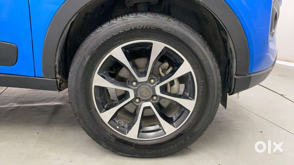 Tata Nexon 1.2 Revotron Xza Plus (o) Dual Tone, 2020, Petrol