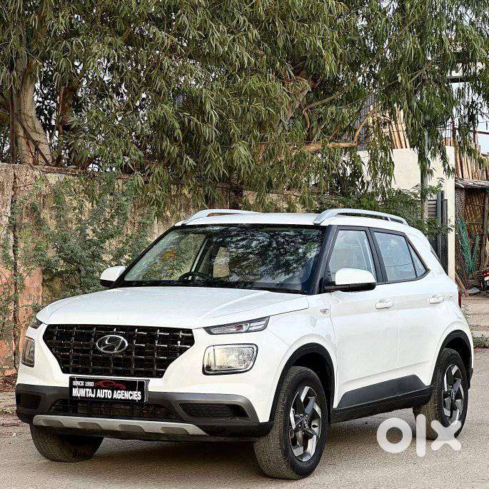 Hyundai Venue S 1.2 Petrol, 2021, Petrol