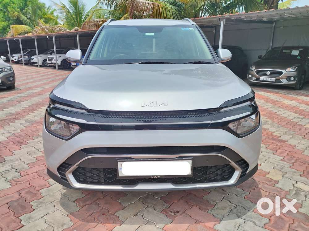 Kia Carens, 2022, Petrol