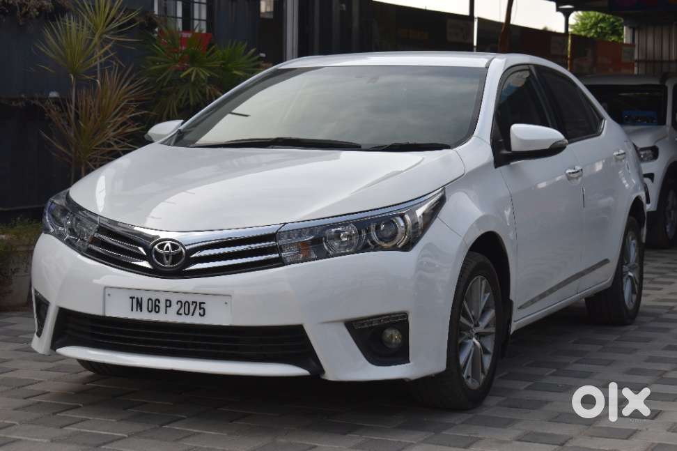 Toyota Corolla Altis 2013-2017 D-4d G, 2015, Diesel