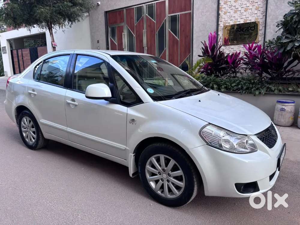 Maruti Suzuki Sx4 Zxi At Bs-iv 2011