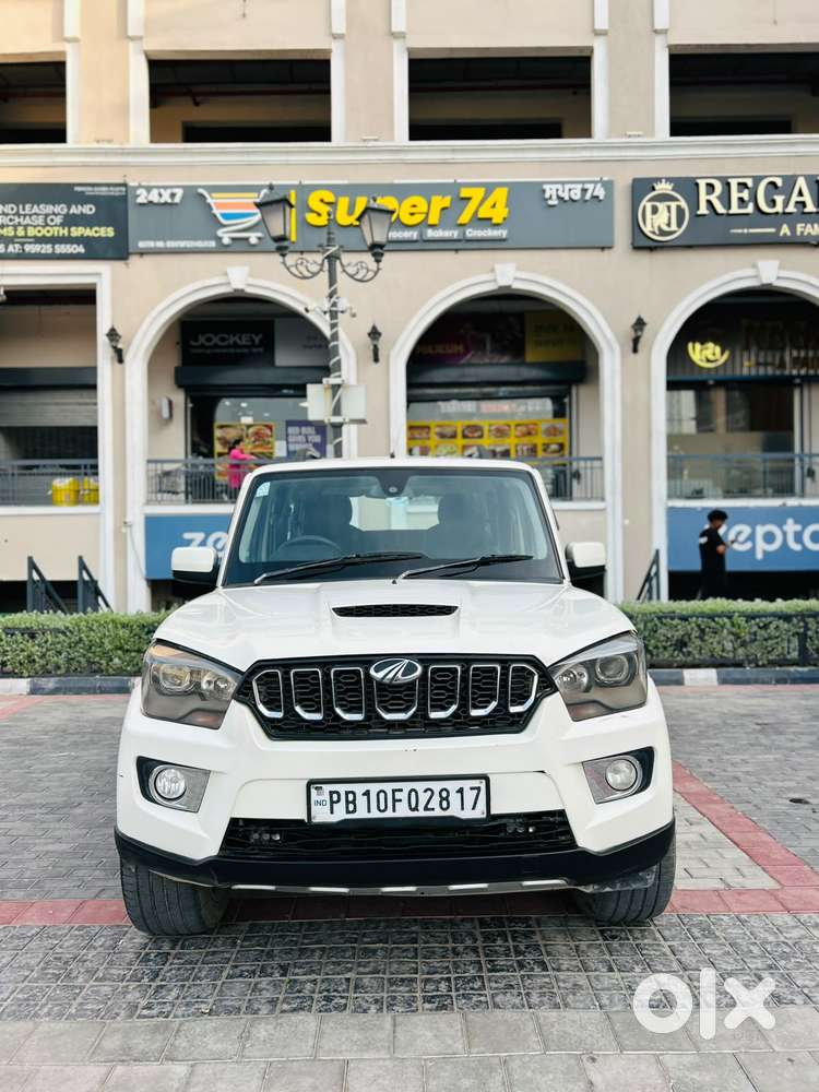 Mahindra Scorpio S10, 2016, Diesel