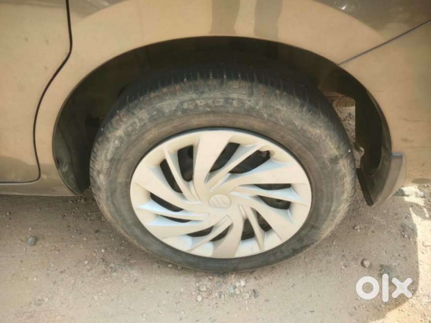 Maruti Suzuki Ertiga 1.5 Vxi, 2021, Petrol