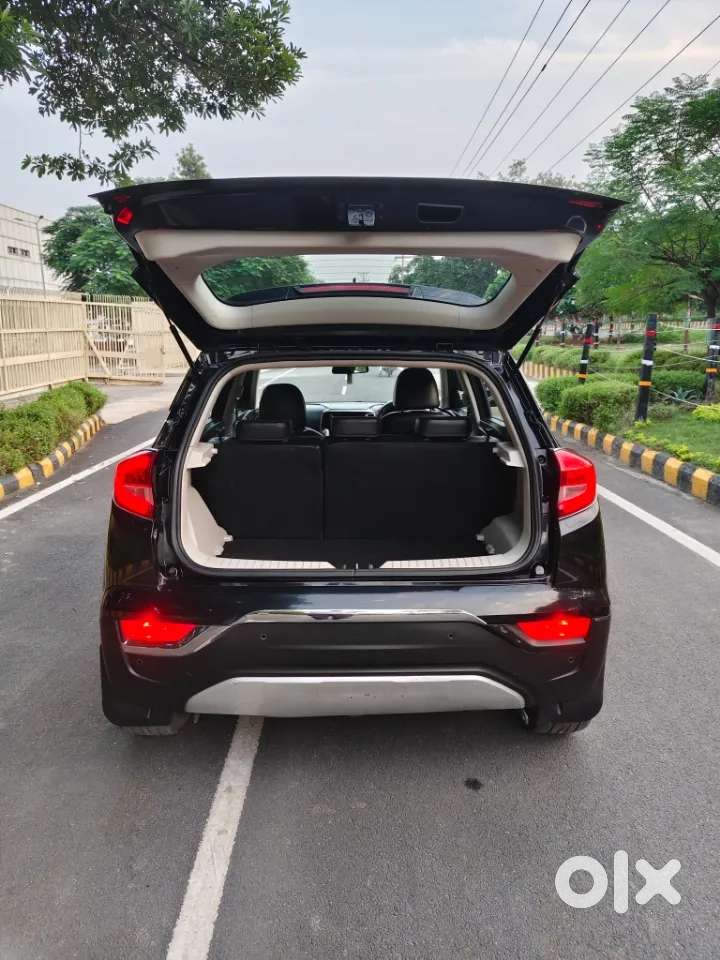 Mahindra Xuv300 W8, 2019, Petrol