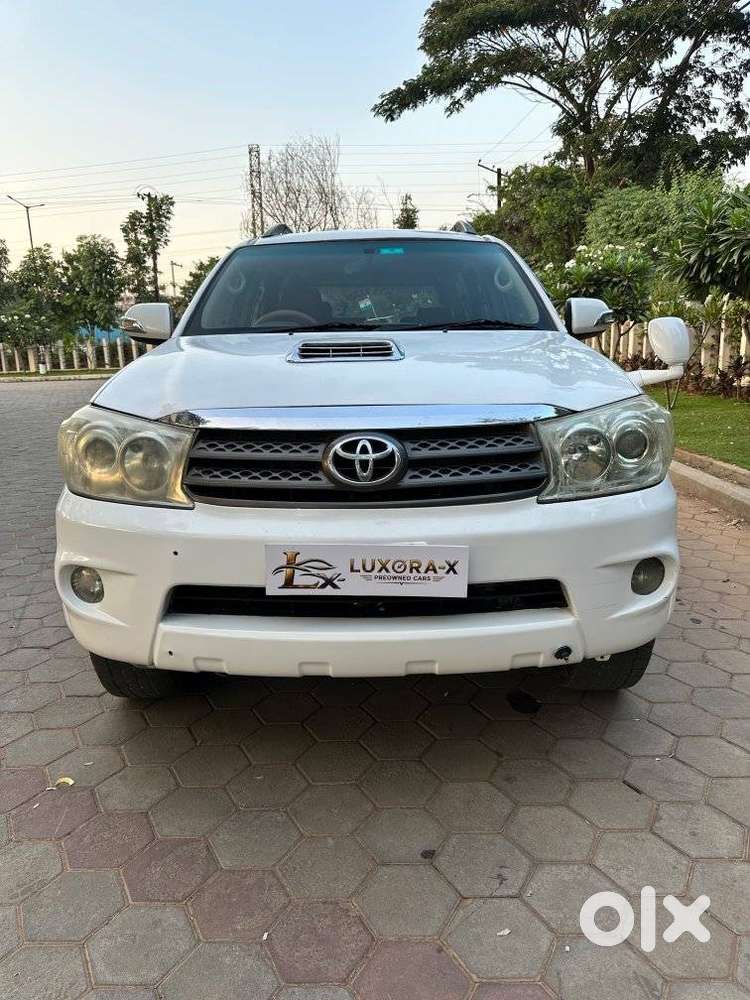 Toyota Fortuner 3.0 4x4 Manual, 2009, Diesel