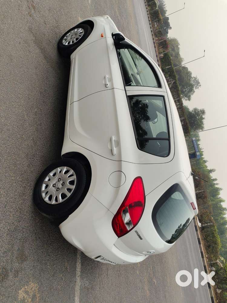 Hyundai I20 2012-2014 Magna Optional 1.2, 2012, Cng & Hybrids