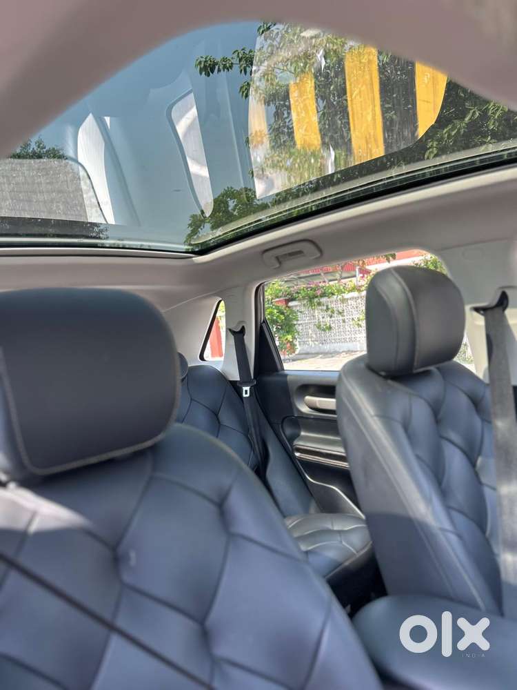 Mg Windsor Ev Essence, 2024, Electric