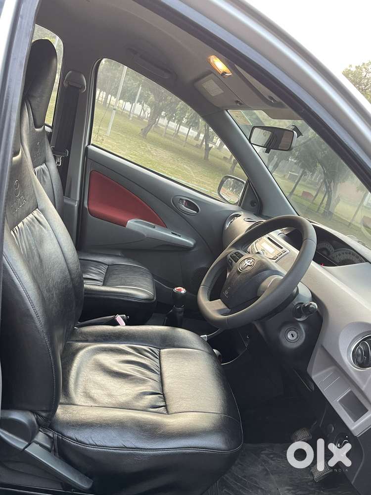 Toyota Etios Vx Xclusive, 2011, Petrol