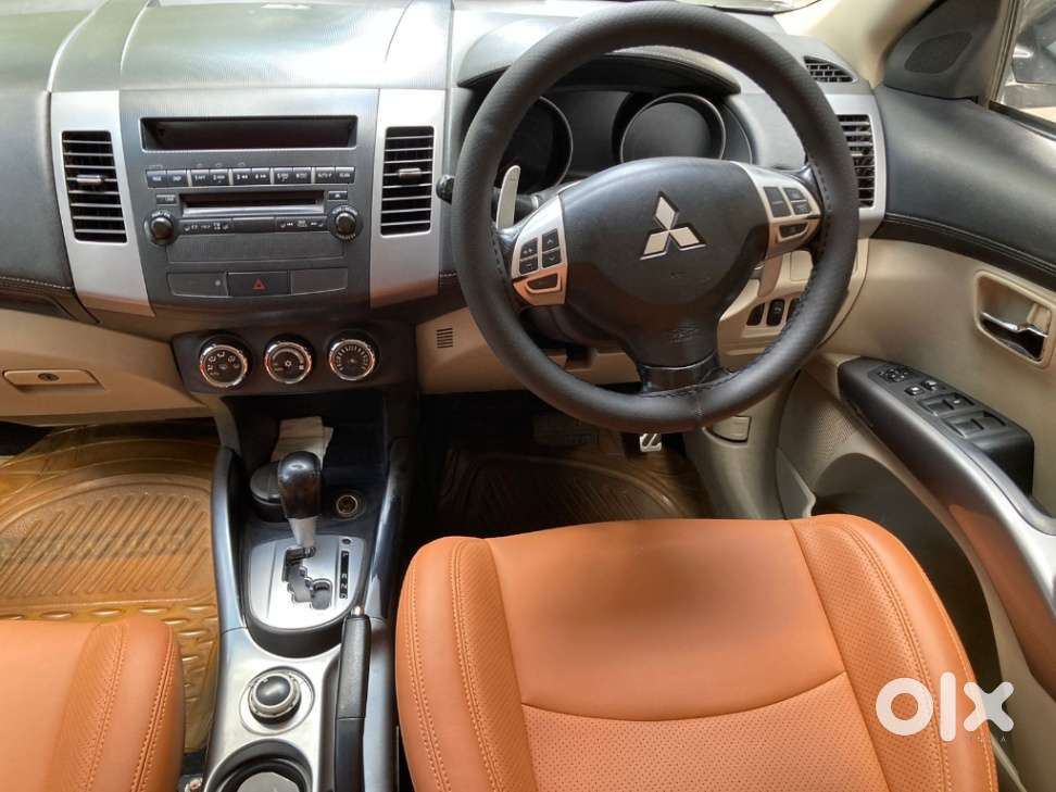 Mitsubishi Outlander 2.4 Cvt, 2012, Petrol
