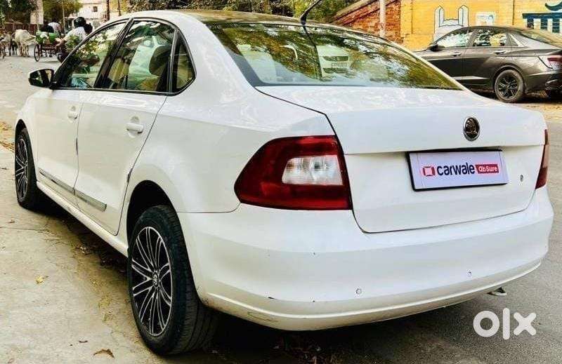 Skoda Rapid 2013-2016 1.5 Tdi Ambition With Alloy Wheel, 2015, Diese..