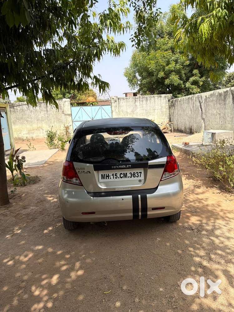 Chevrolet Aveo 2010 Petrol 100000 Km Driven