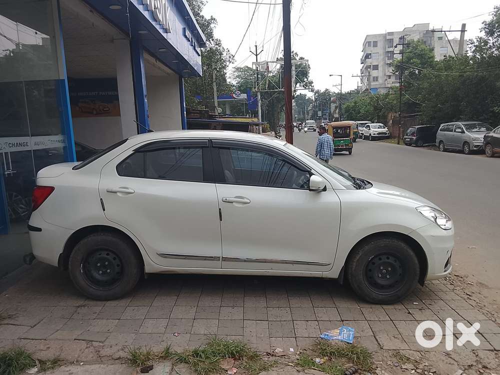 Maruti Suzuki Swift Dzire 1.3 Vxi, 2022, Petrol