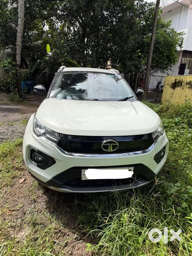 Tata Nexon 2021 With Sunroof Petrol 48000 Km Drivens