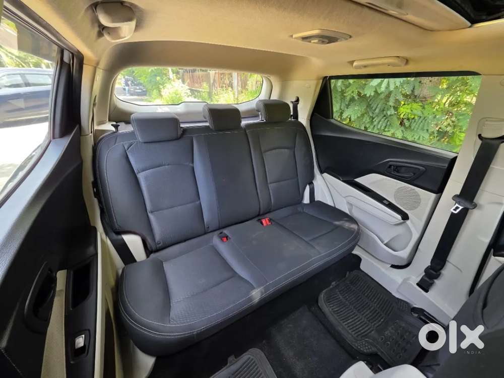 Mahindra Xuv300 W6, 2021, Petrol