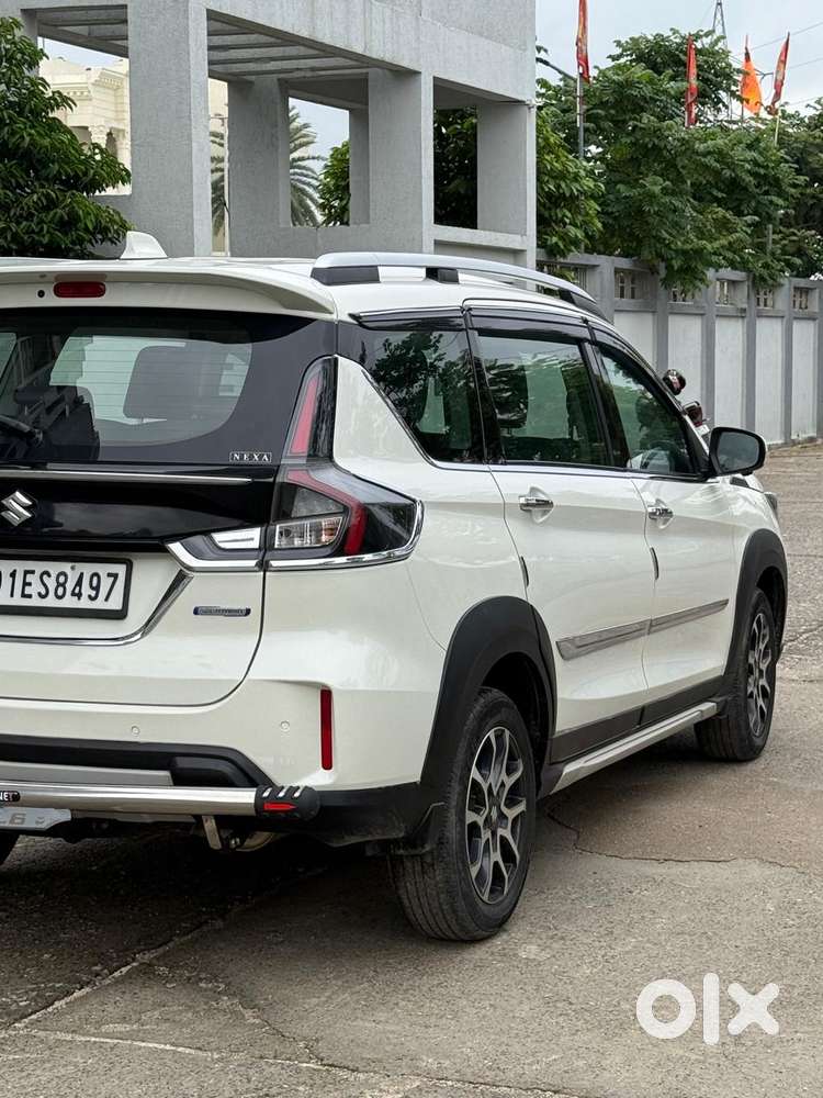Maruti Suzuki Xl6 1.5 Alpha Mt, 2022, Petrol