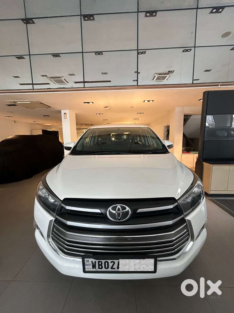 Toyota Innova Crysta 2.4 G Mt 7 Str, 2017, Diesel