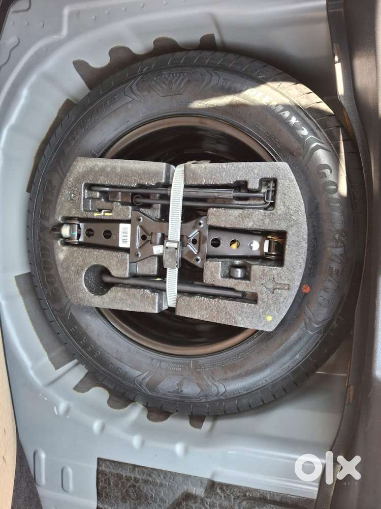 Skoda Kushaq 1.0 Tsi Ambition At, 2023, Petrol