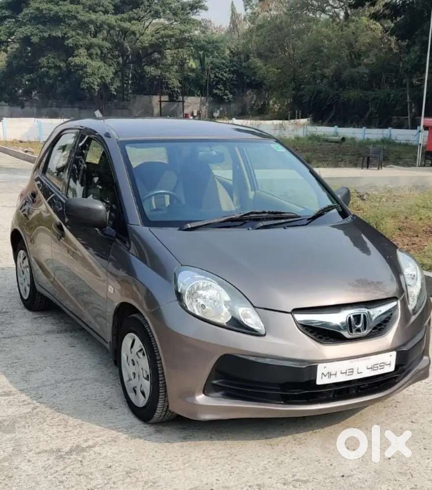 Honda Brio Petrol Mt 2012