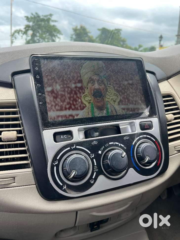 Toyota Innova 2.5 G (diesel) 8 Seater, 2012, Diesel