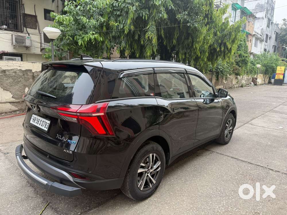 Mahindra Xuv700 2.0 Ax 5 Petrol At Str, 2025, Petrol