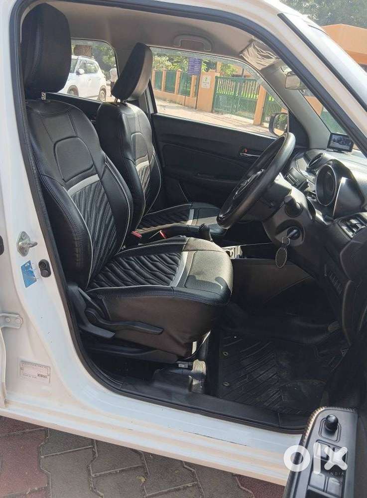 Maruti Suzuki Swift Vxi + Manual, 2018, Petrol