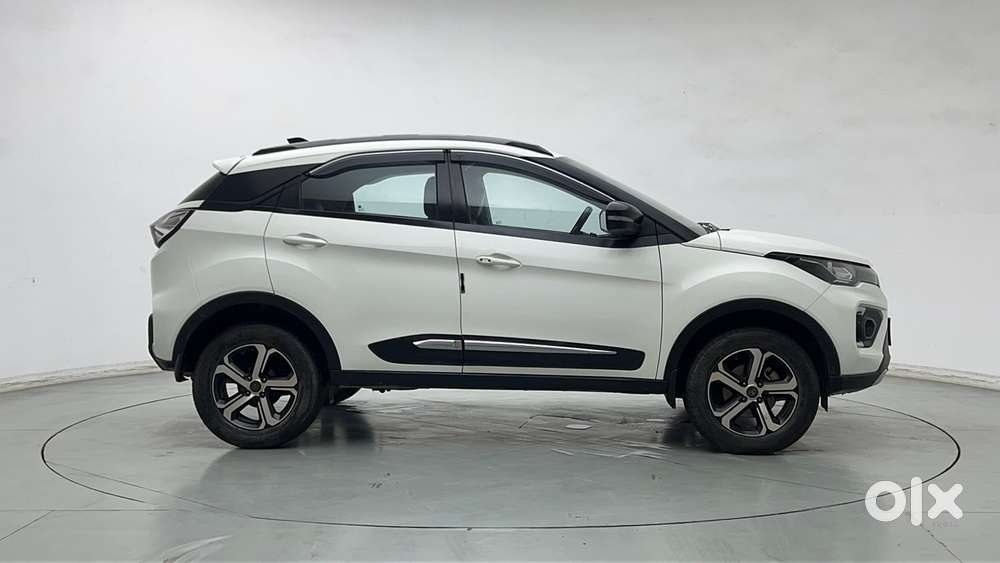 Tata Nexon 1.2 Revotron Xza Plus Hs, 2022, Petrol