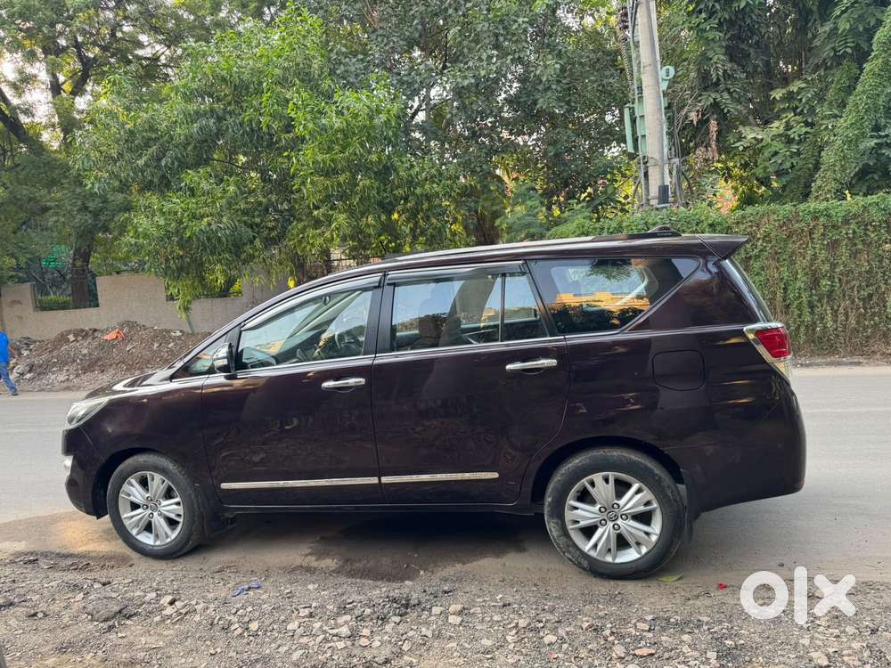 Toyota Innova Crysta 2.8 Zx At, 2017, Diesel