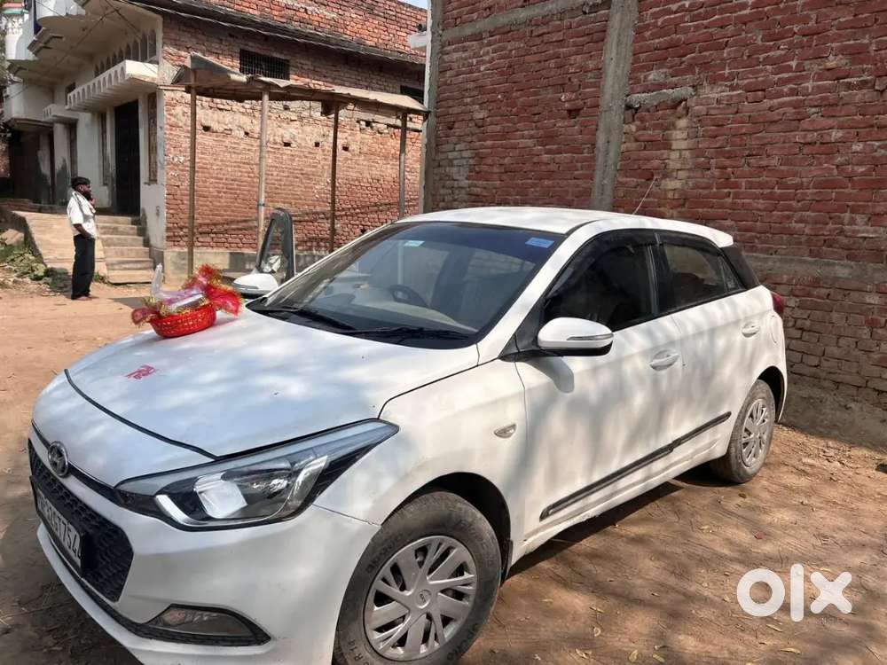 Gaadi Good Condition Mai Hai Ekdam