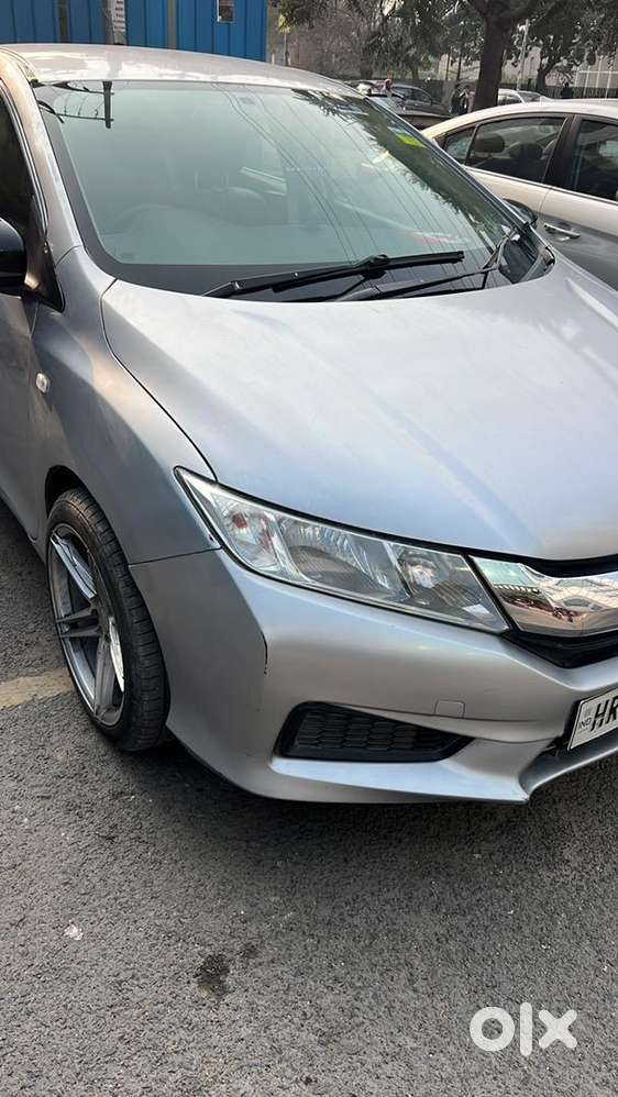 Car24 Spinny Call Na Krehonda City 2015 Petrol Well Maintained