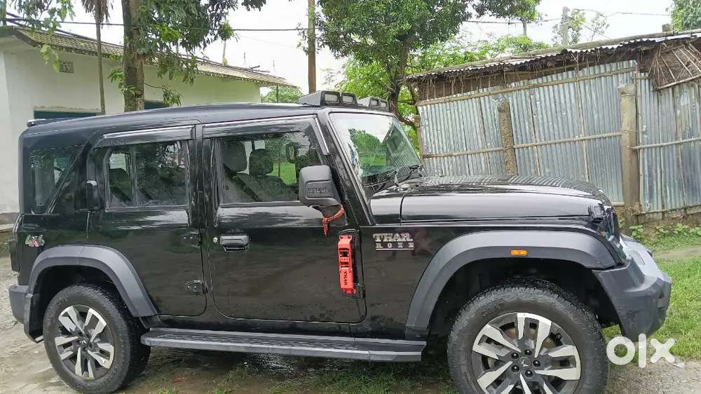 Mahindra Thar Roxx Diesel 2025 Year Variant