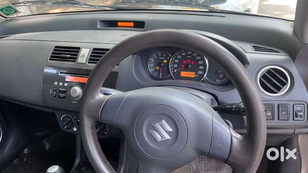 Maruti Suzuki Swift Dzire 2011 Vxi