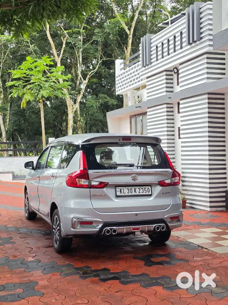 Maruti Suzuki Ertiga Zxi Option Petrol Hybrid In Good Condition
